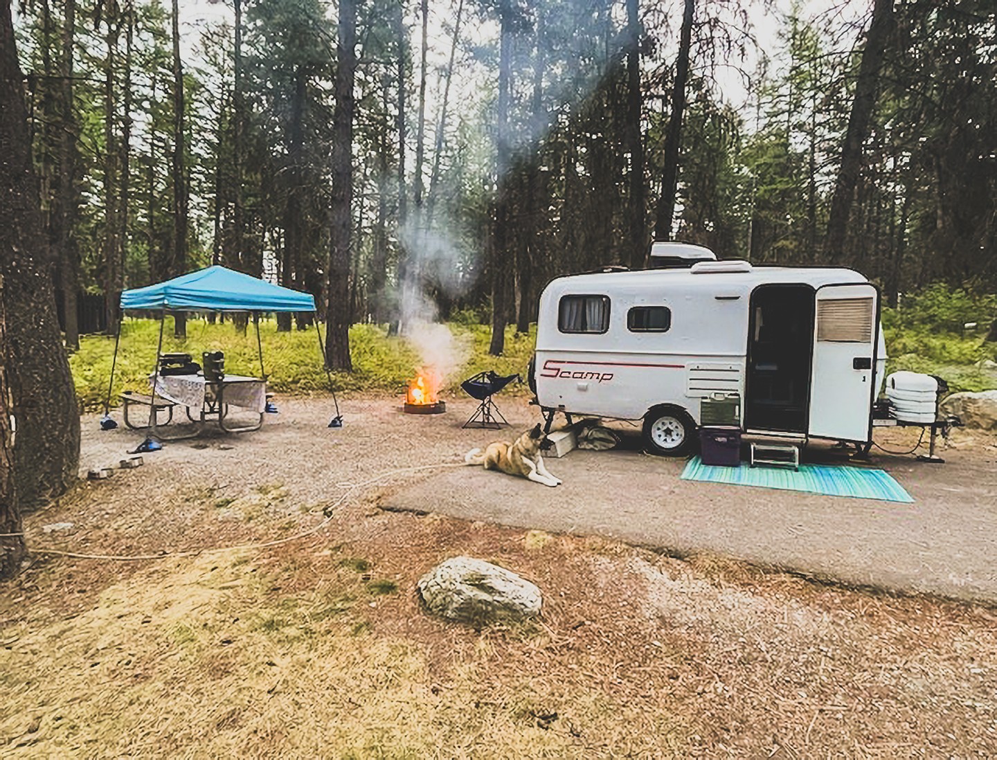 Afternoons are better by the fire. 

Big thanks to Julia N. for sharing this cozy campsite moment—just a Scamp, a warm fire, and some fresh air.

How do you like to spend your afternoons outdoors?