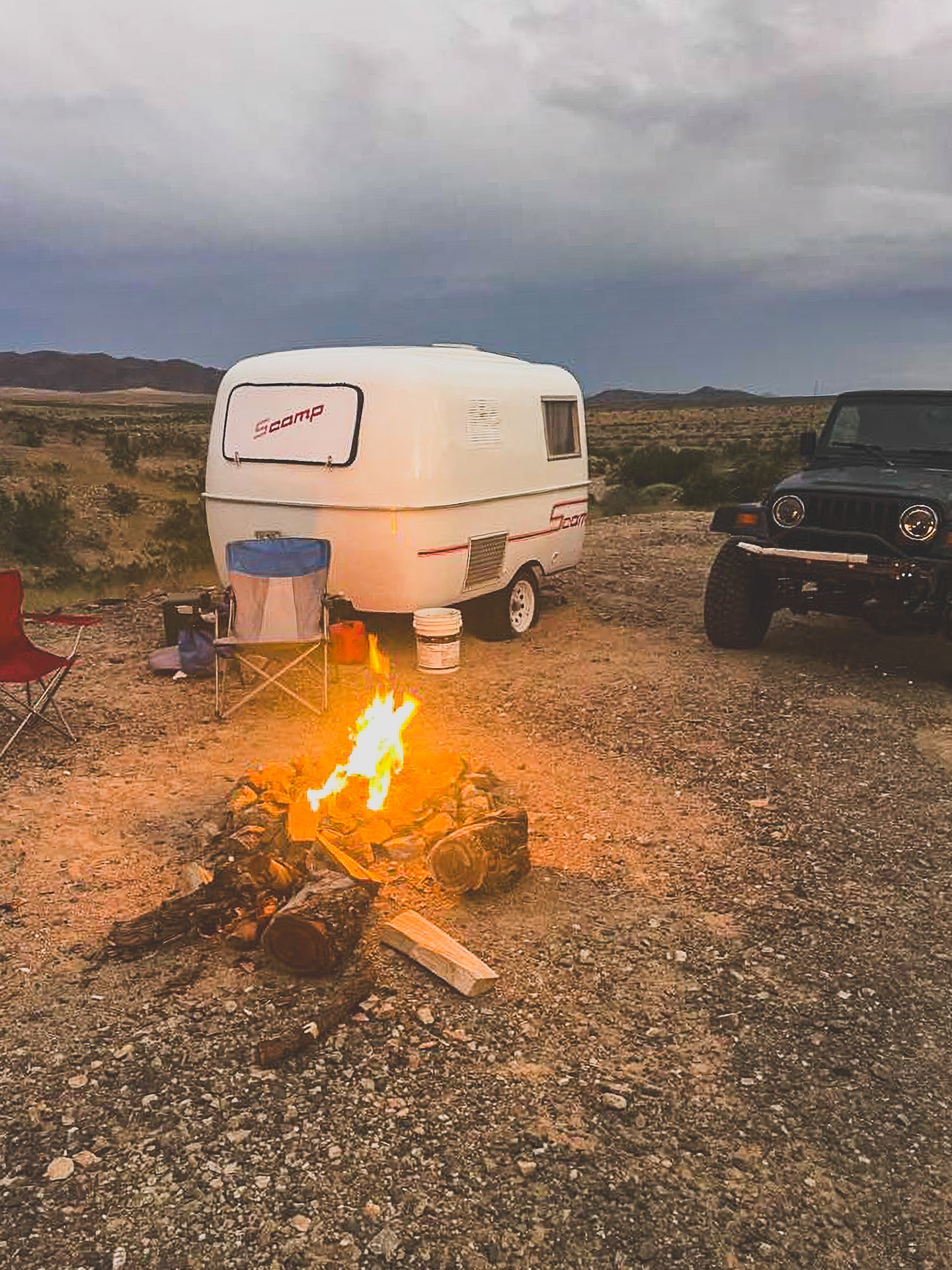 Camp’s set. Fire’s going. Nowhere else to be.

This is what it’s all about.

#ScampTrailers #GetOutside
----
📷: Dewayne N.